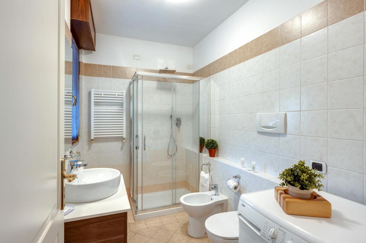 Il Broletto Apartment - Affitti Brevi Italia Lecco Esterno foto