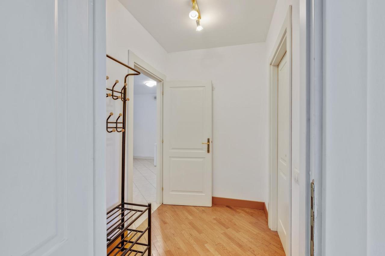 Il Broletto Apartment - Affitti Brevi Italia Lecco Esterno foto