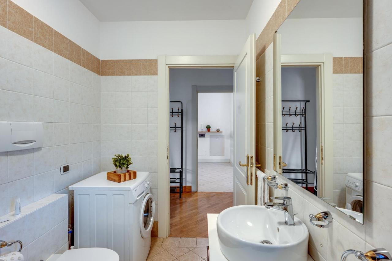 Il Broletto Apartment - Affitti Brevi Italia Lecco Esterno foto